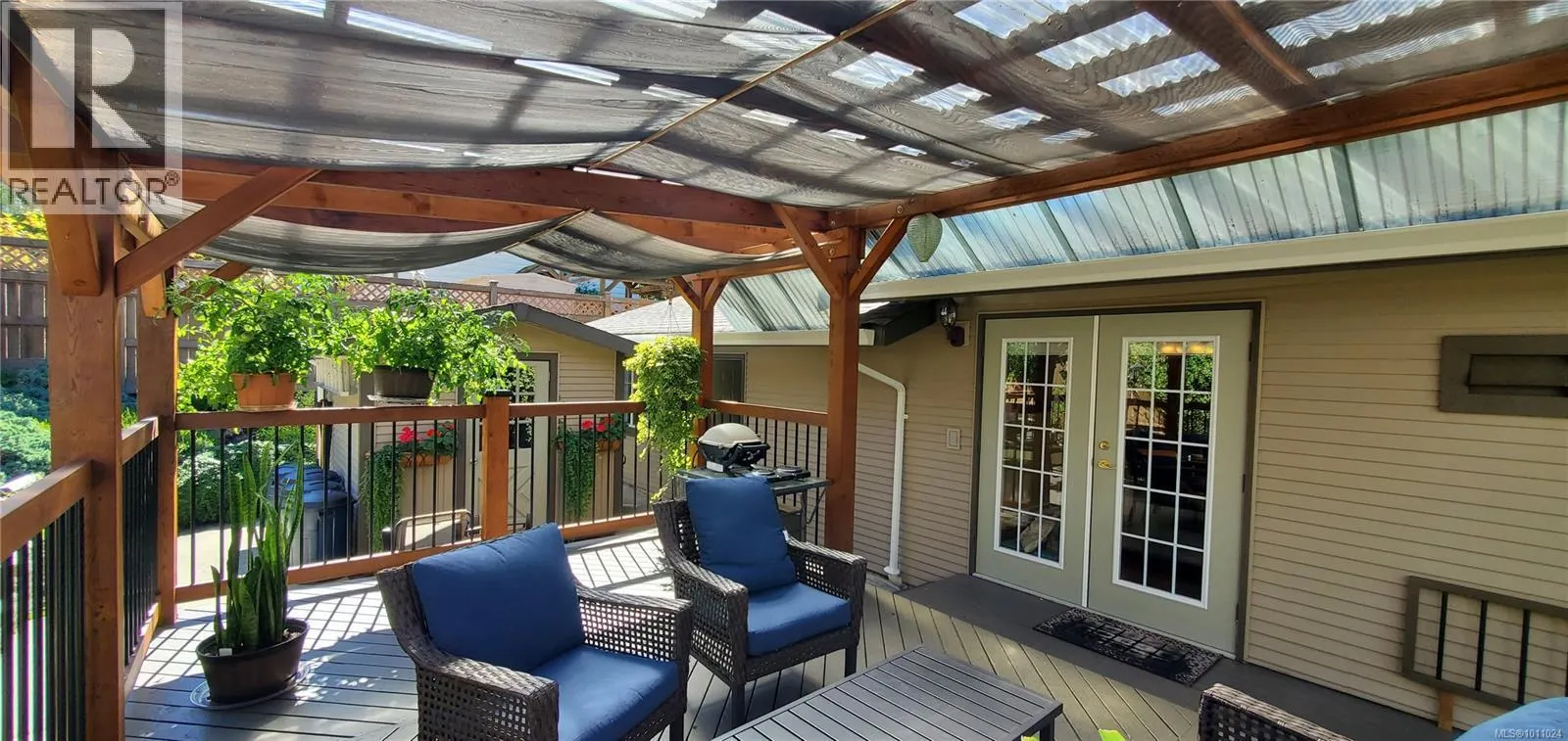 533 Dogwood Dr