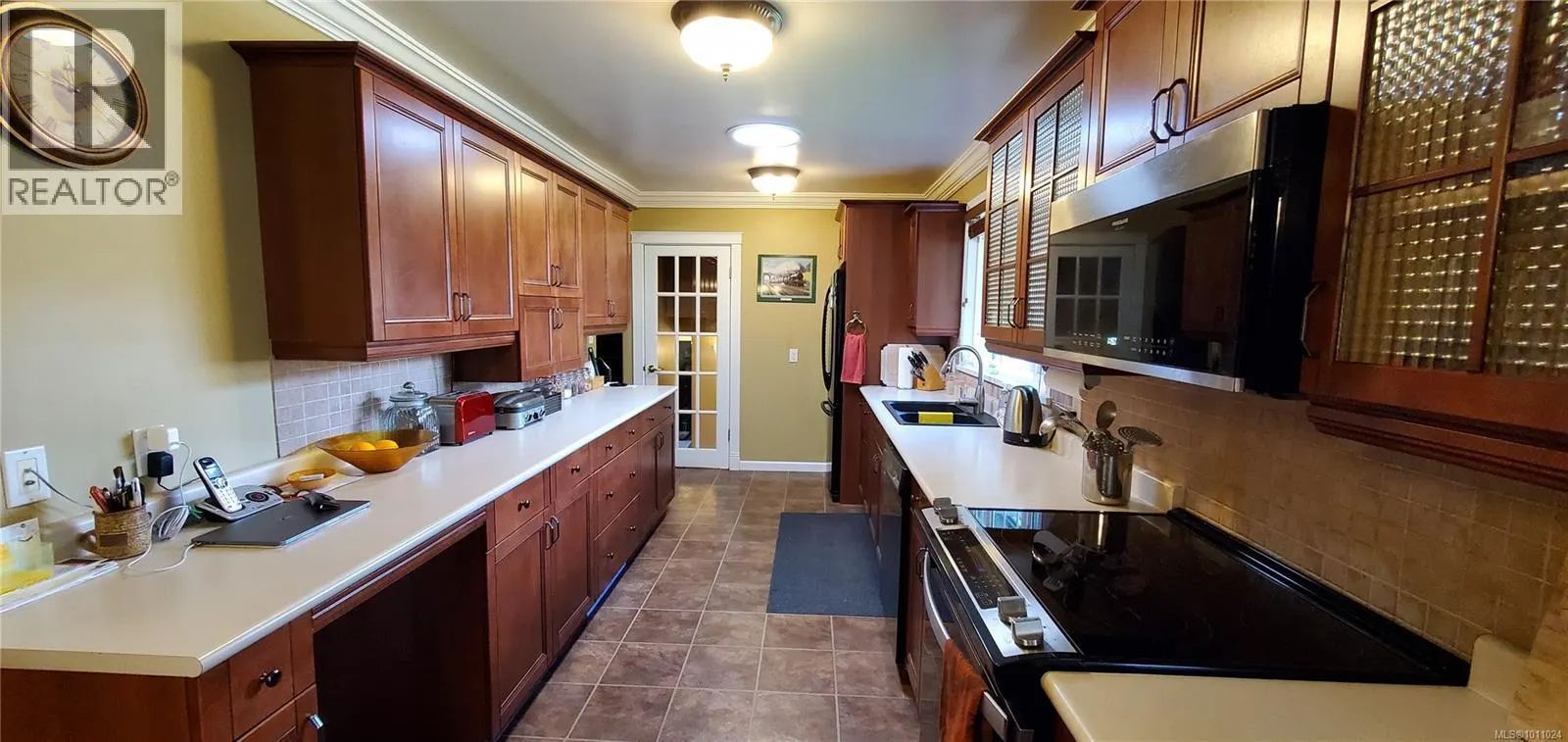 533 Dogwood Dr