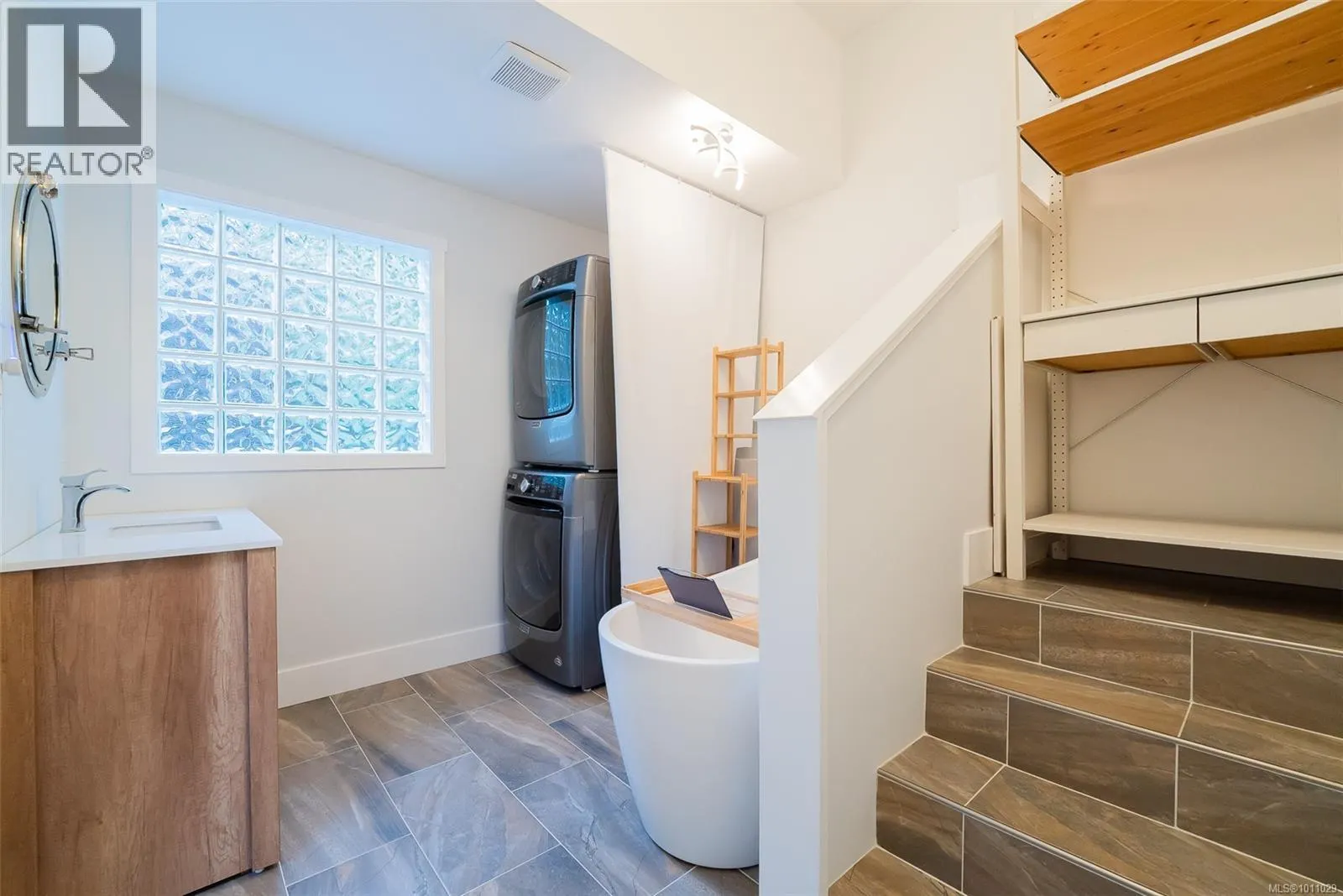 4978 Fillinger Cres