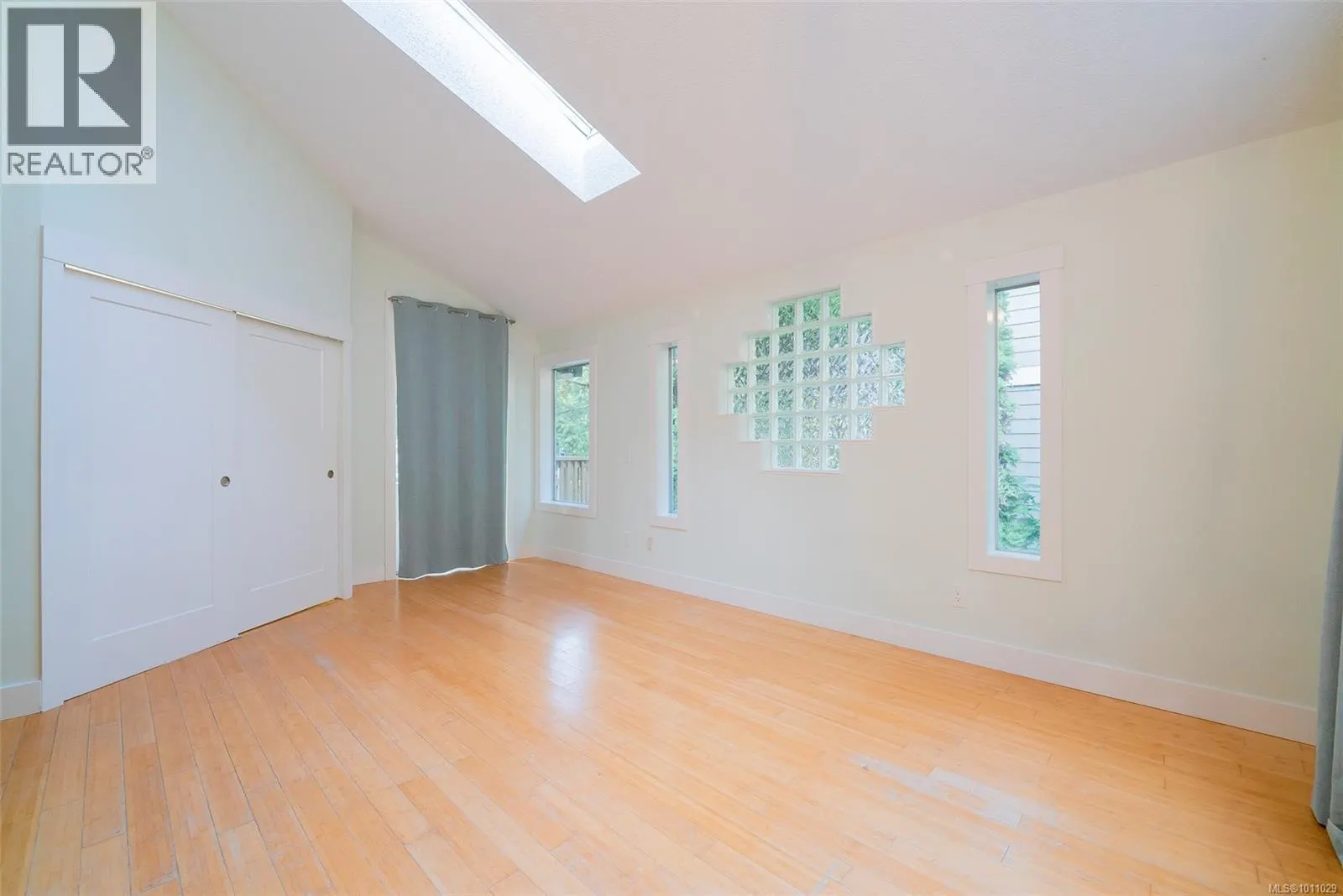 4978 Fillinger Cres