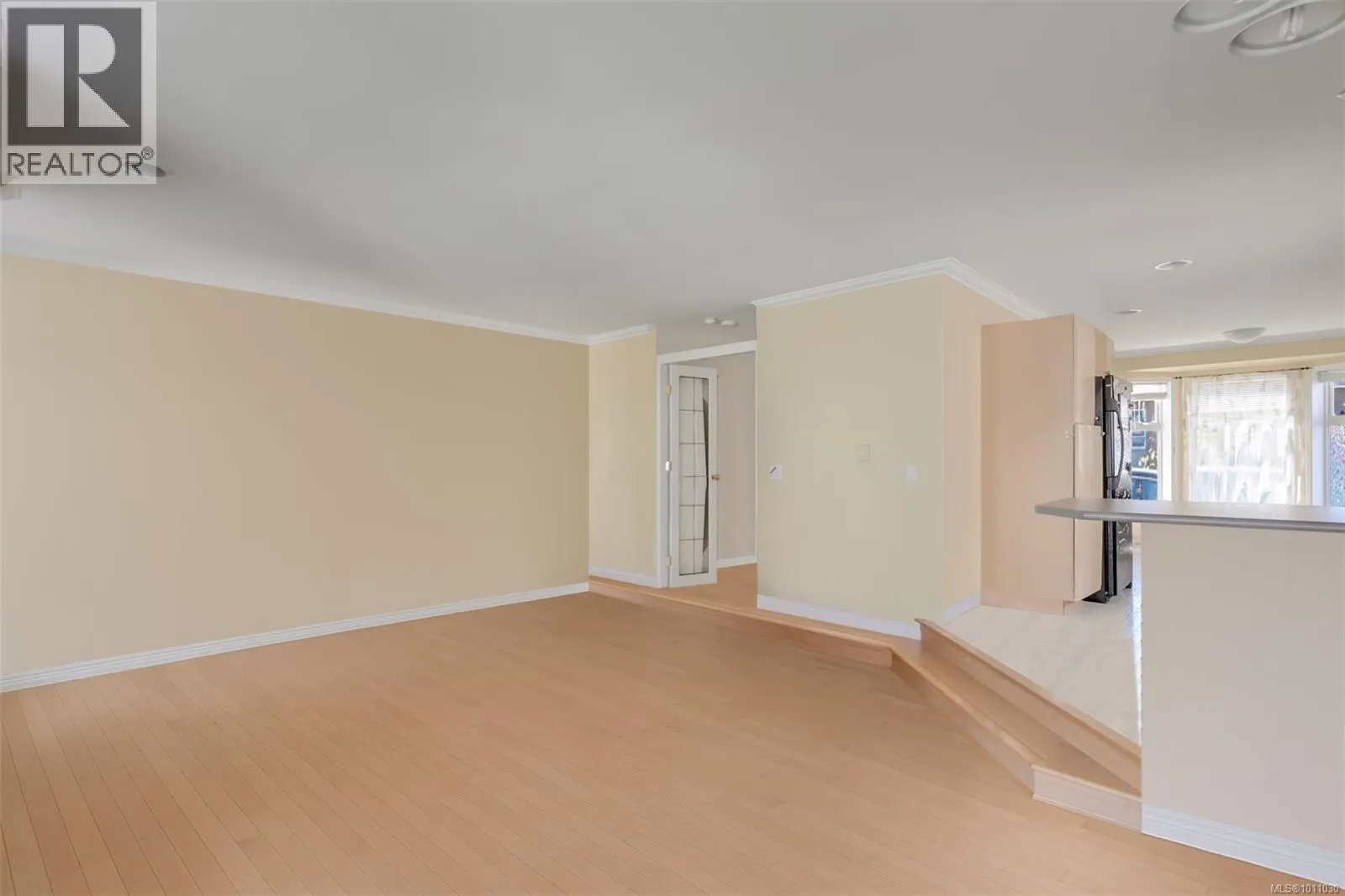 1168 Caledonia Ave