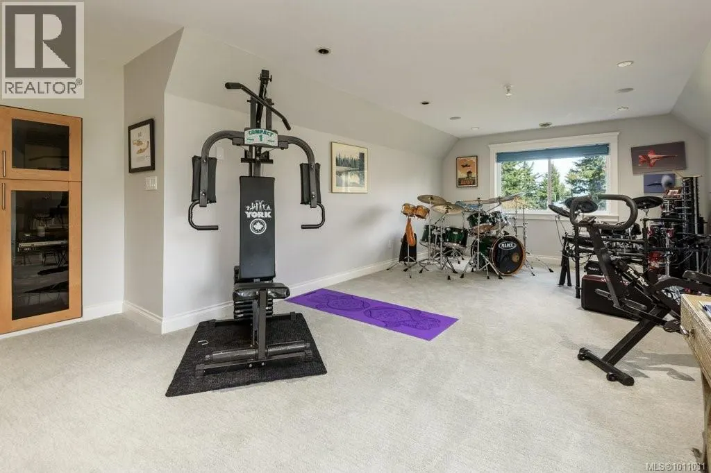 1056 Kincora Lane