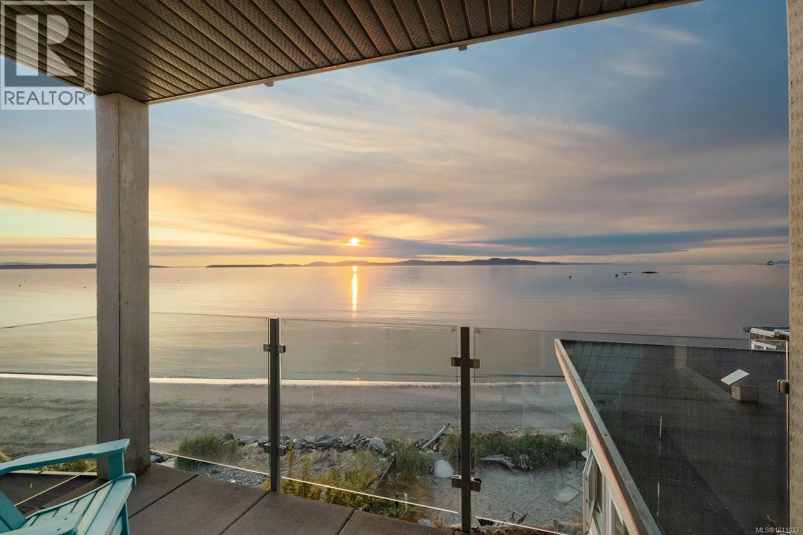 5009 Cordova Bay Rd