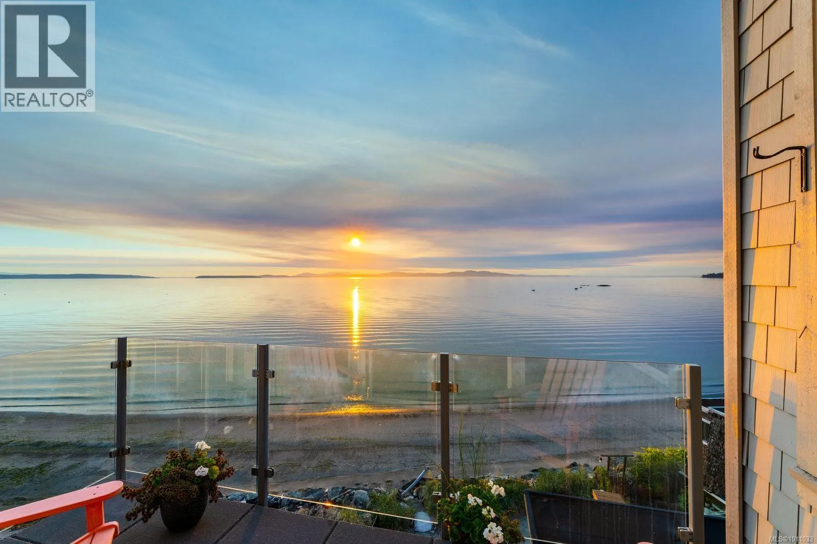 5009 Cordova Bay Rd