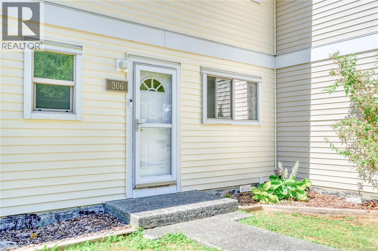 306 Haida Ave