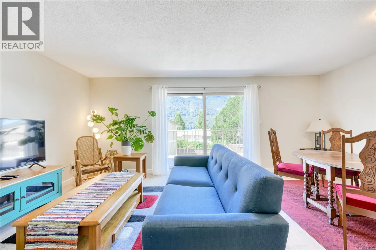 306 Haida Ave