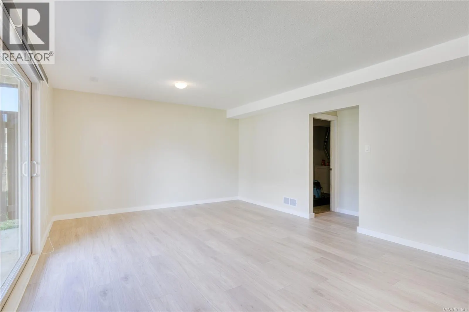 306 Haida Ave