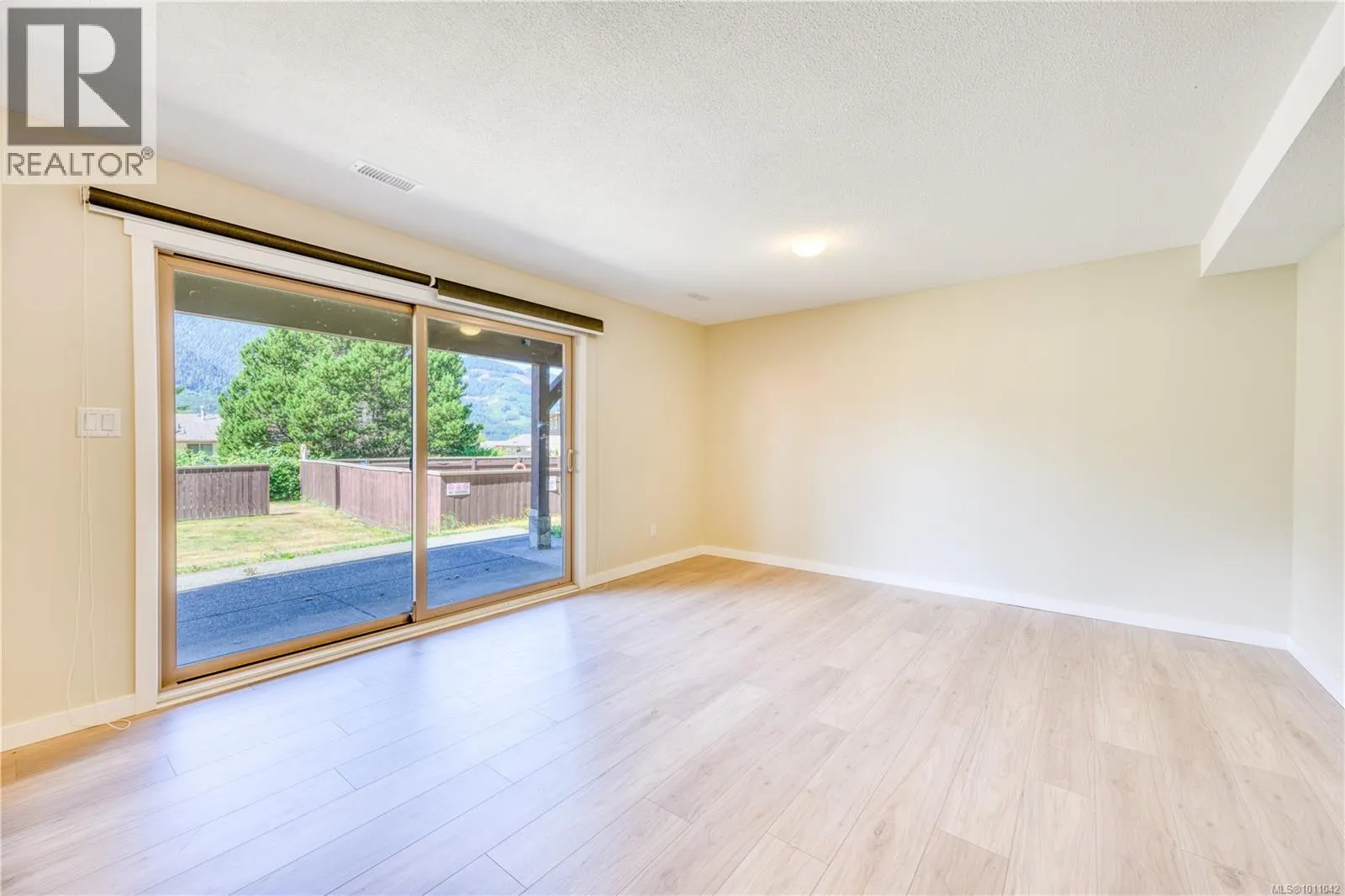 306 Haida Ave