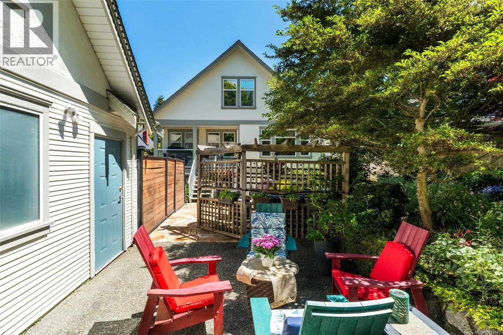 1644 Monterey Ave