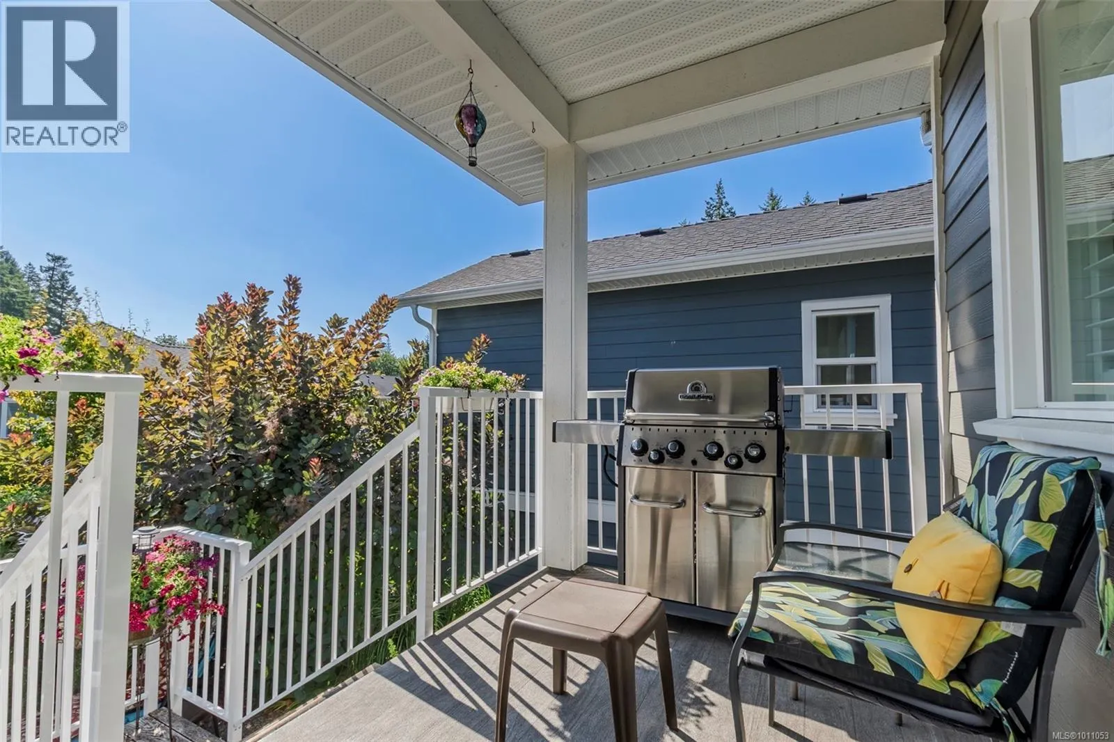 239 Edgewood Cres