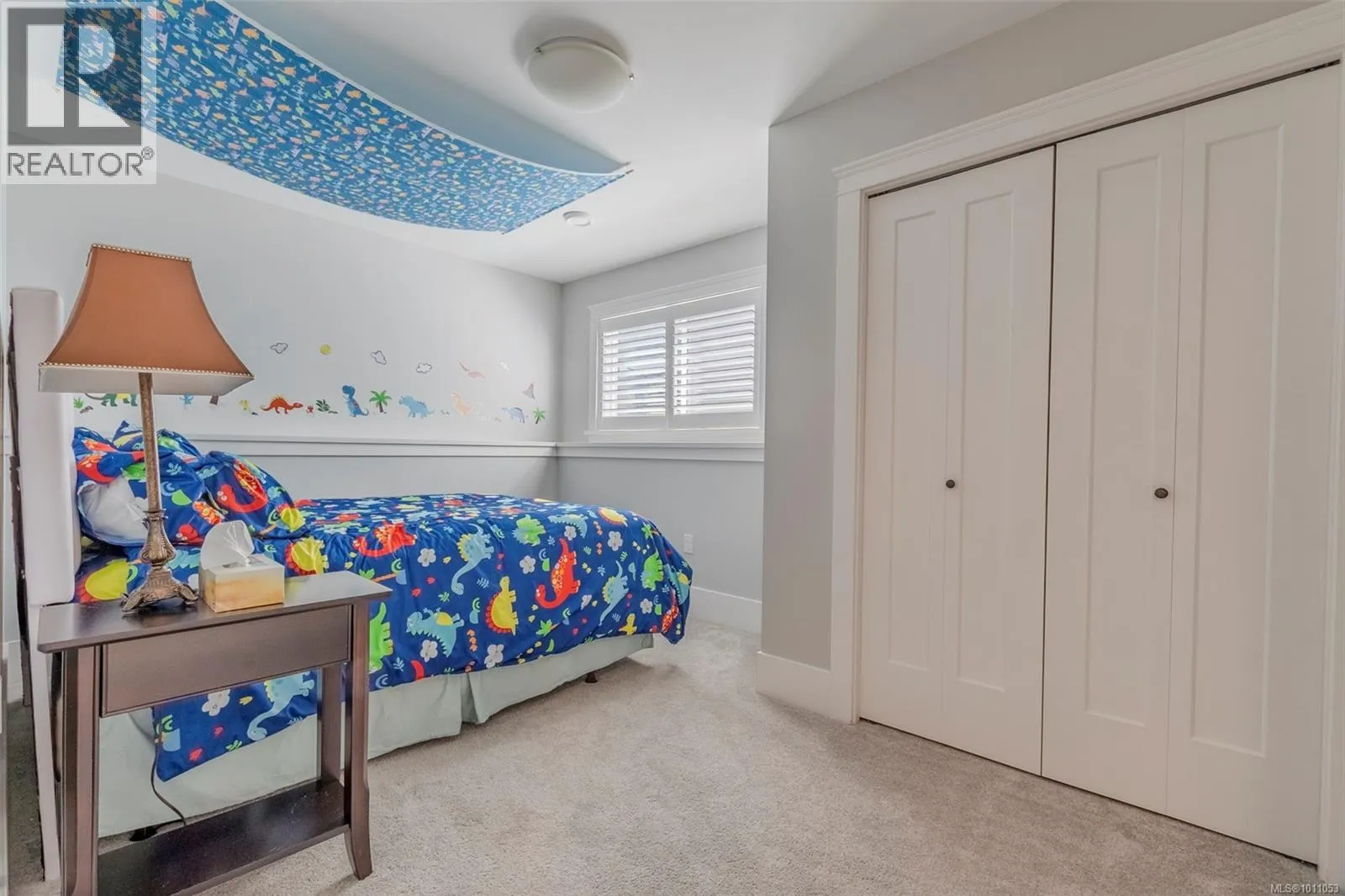 239 Edgewood Cres