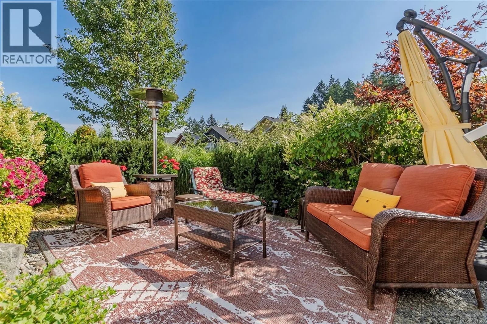 239 Edgewood Cres