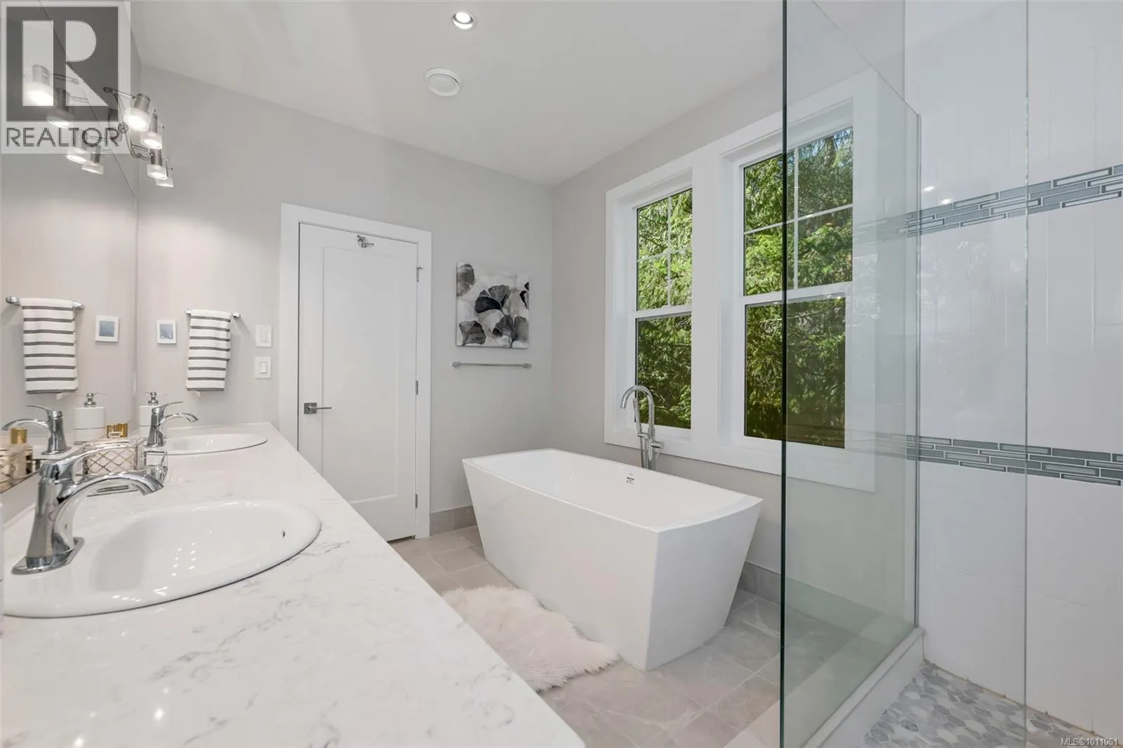 3315 West Oak Pl
