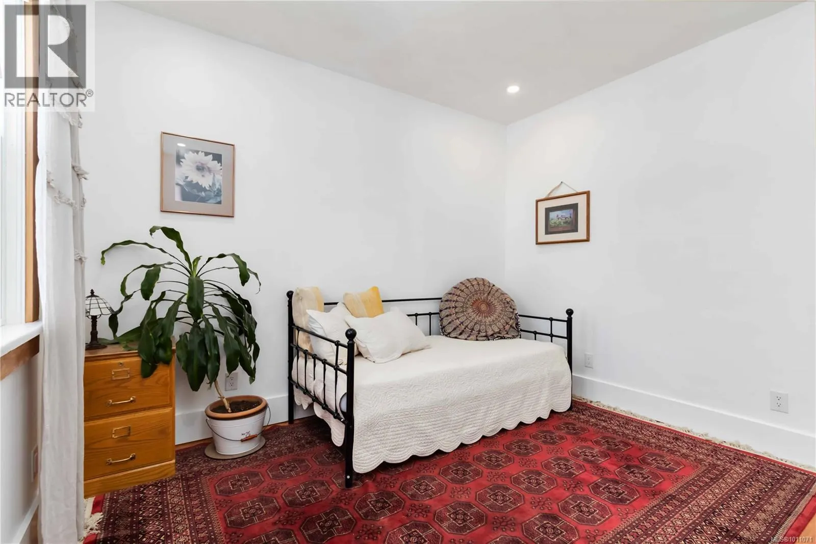 149 Maddock Ave W