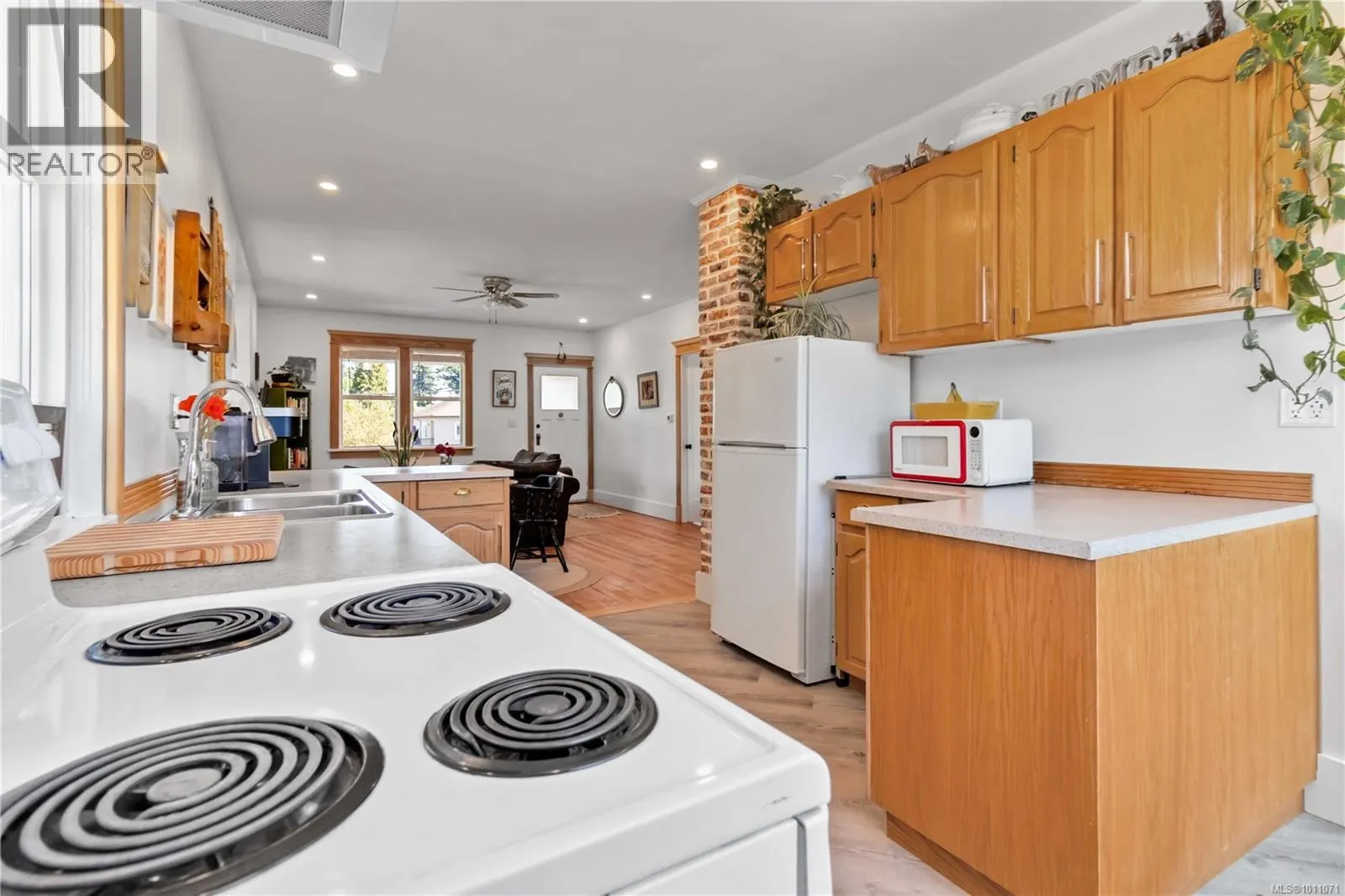 149 Maddock Ave W