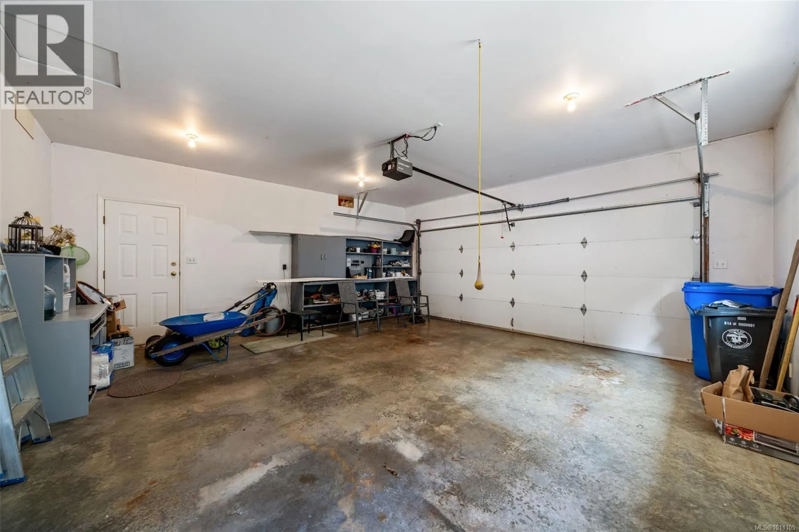 18 North Shore Rd