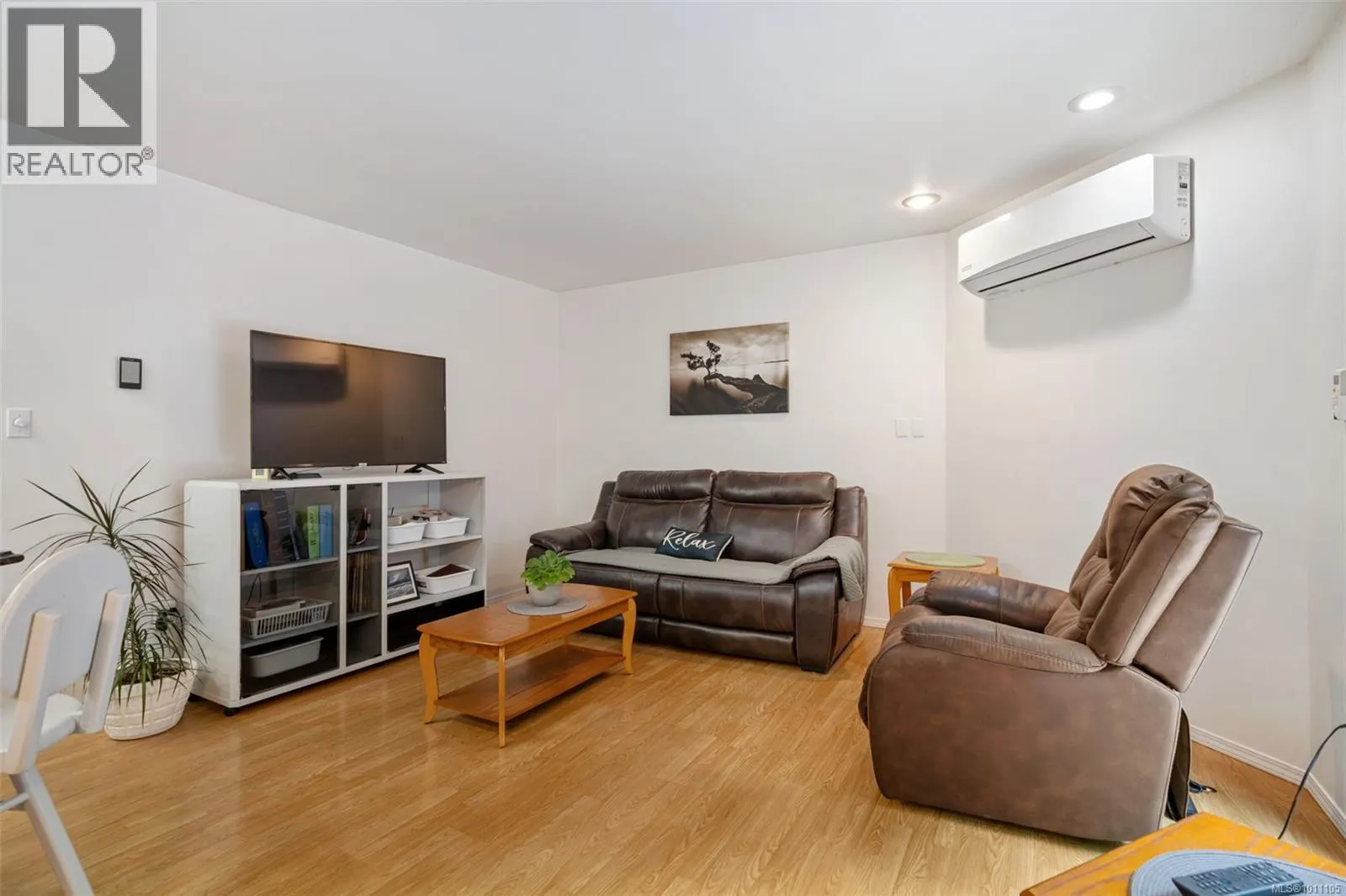18 North Shore Rd