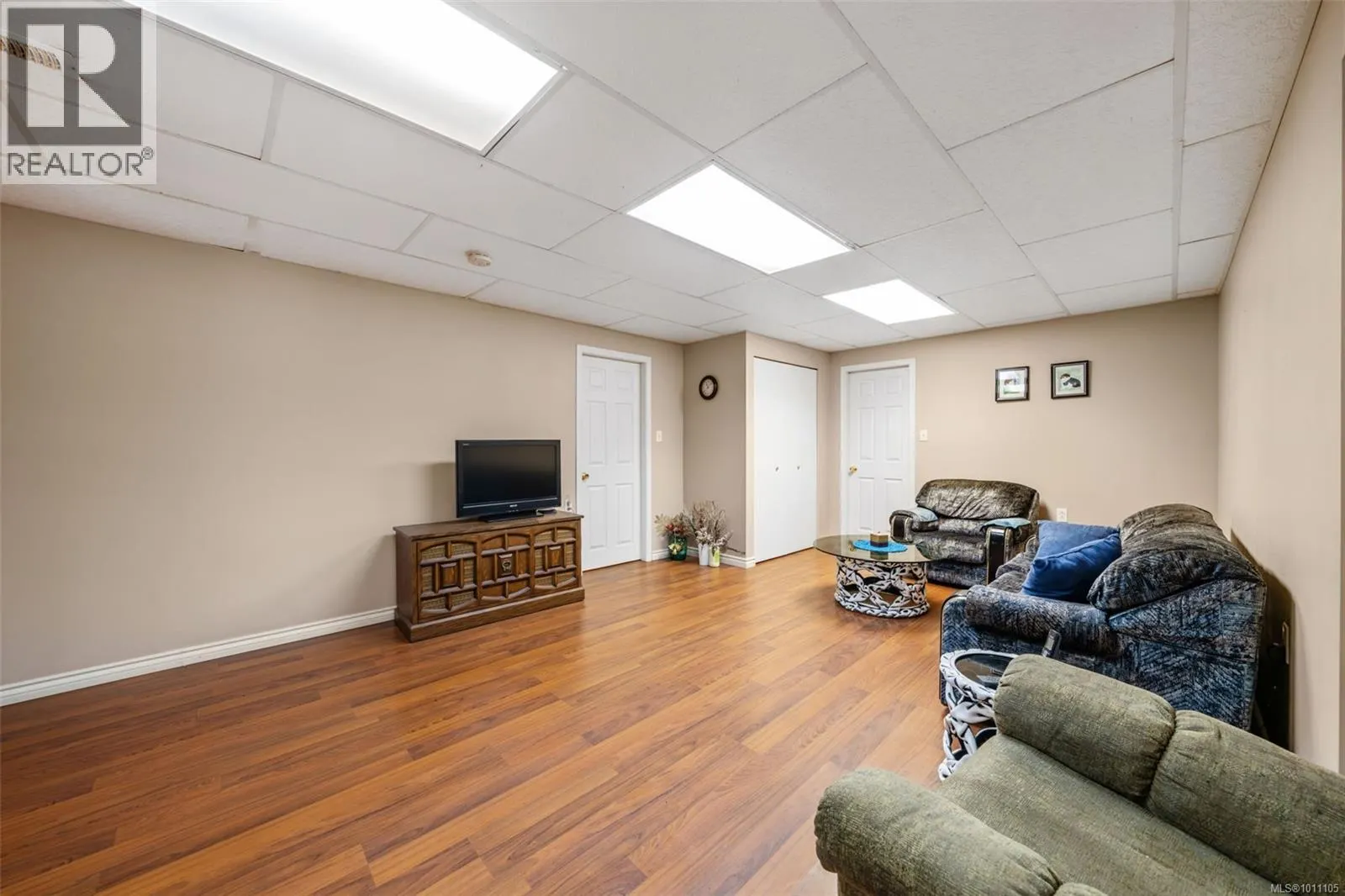 18 North Shore Rd