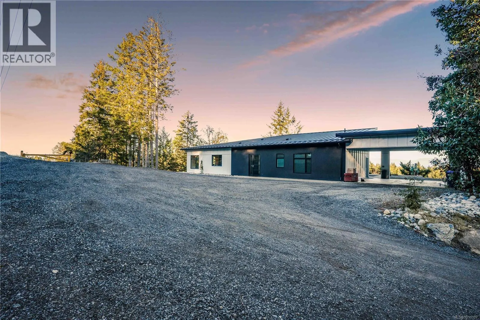 6290 Phantom Rd