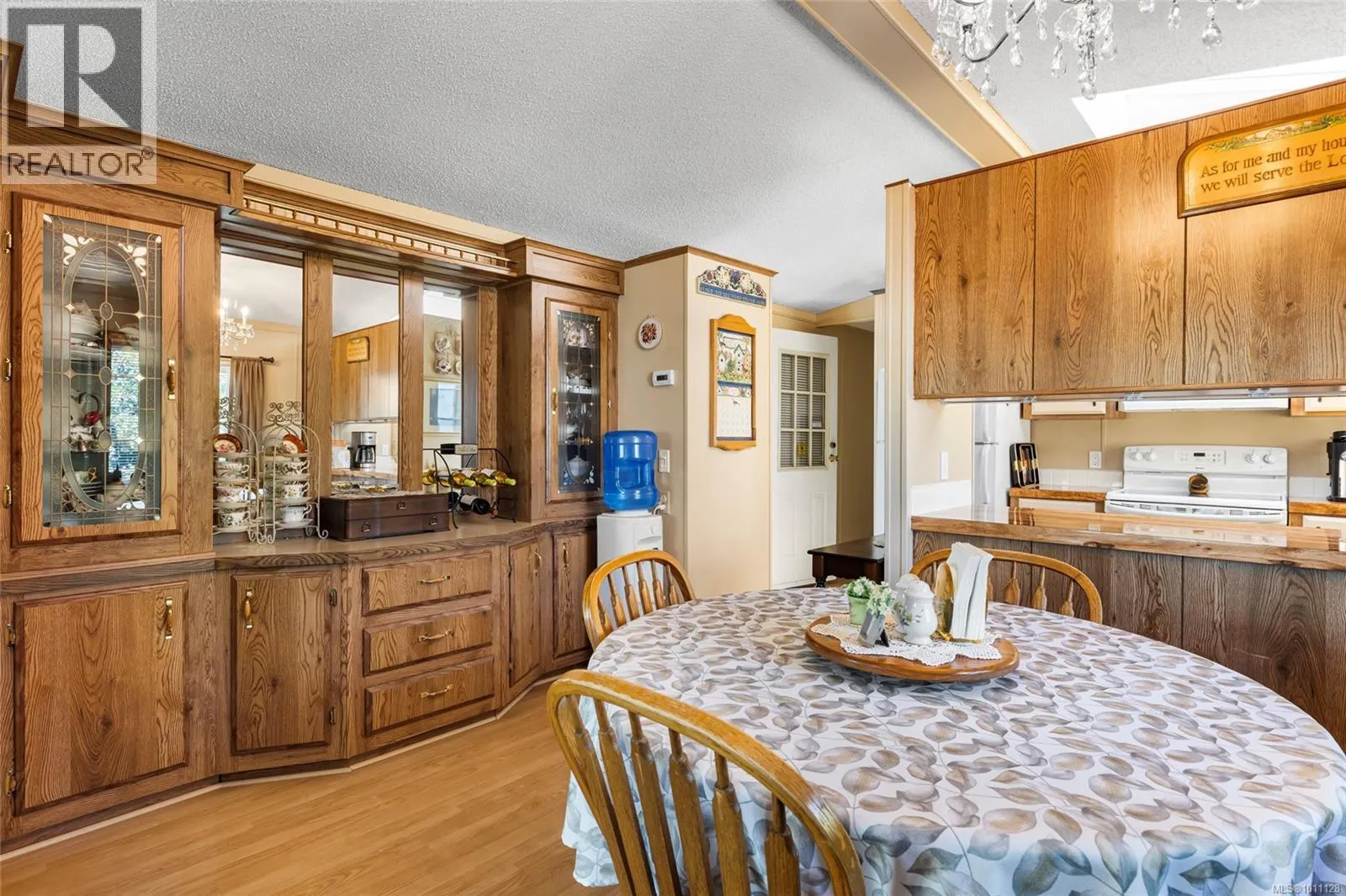 92 7701 Central Saanich Rd