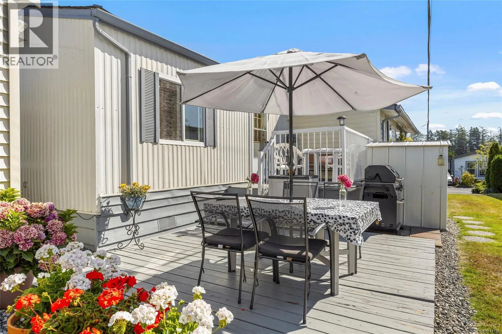 92 7701 Central Saanich Rd