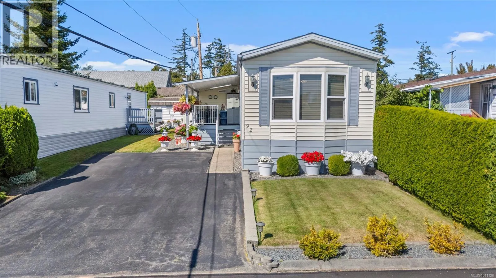 92 7701 Central Saanich Rd