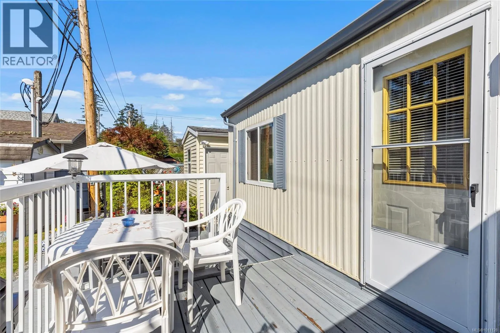 92 7701 Central Saanich Rd