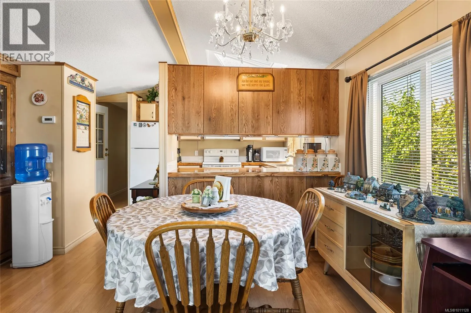 92 7701 Central Saanich Rd