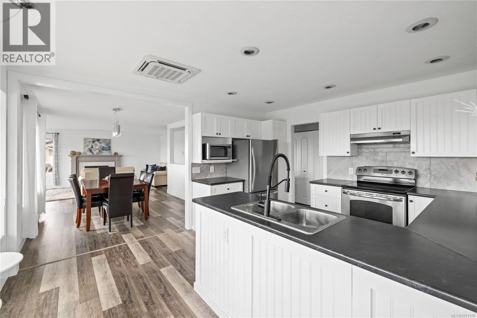 6239 Scollos Pl