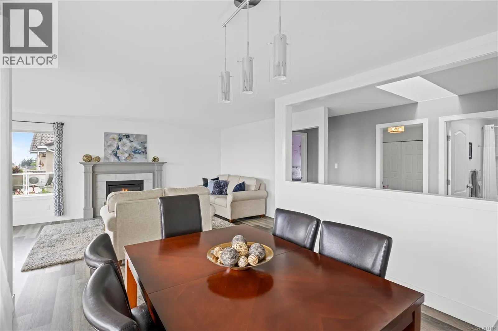 6239 Scollos Pl