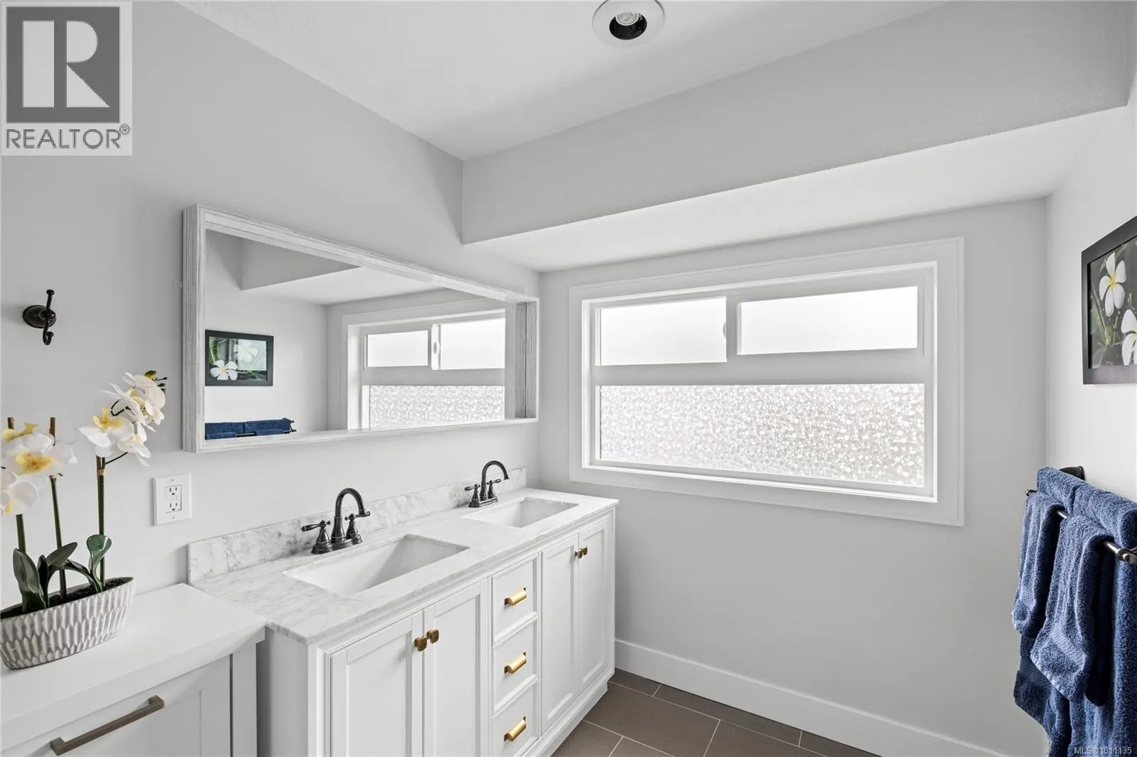6239 Scollos Pl