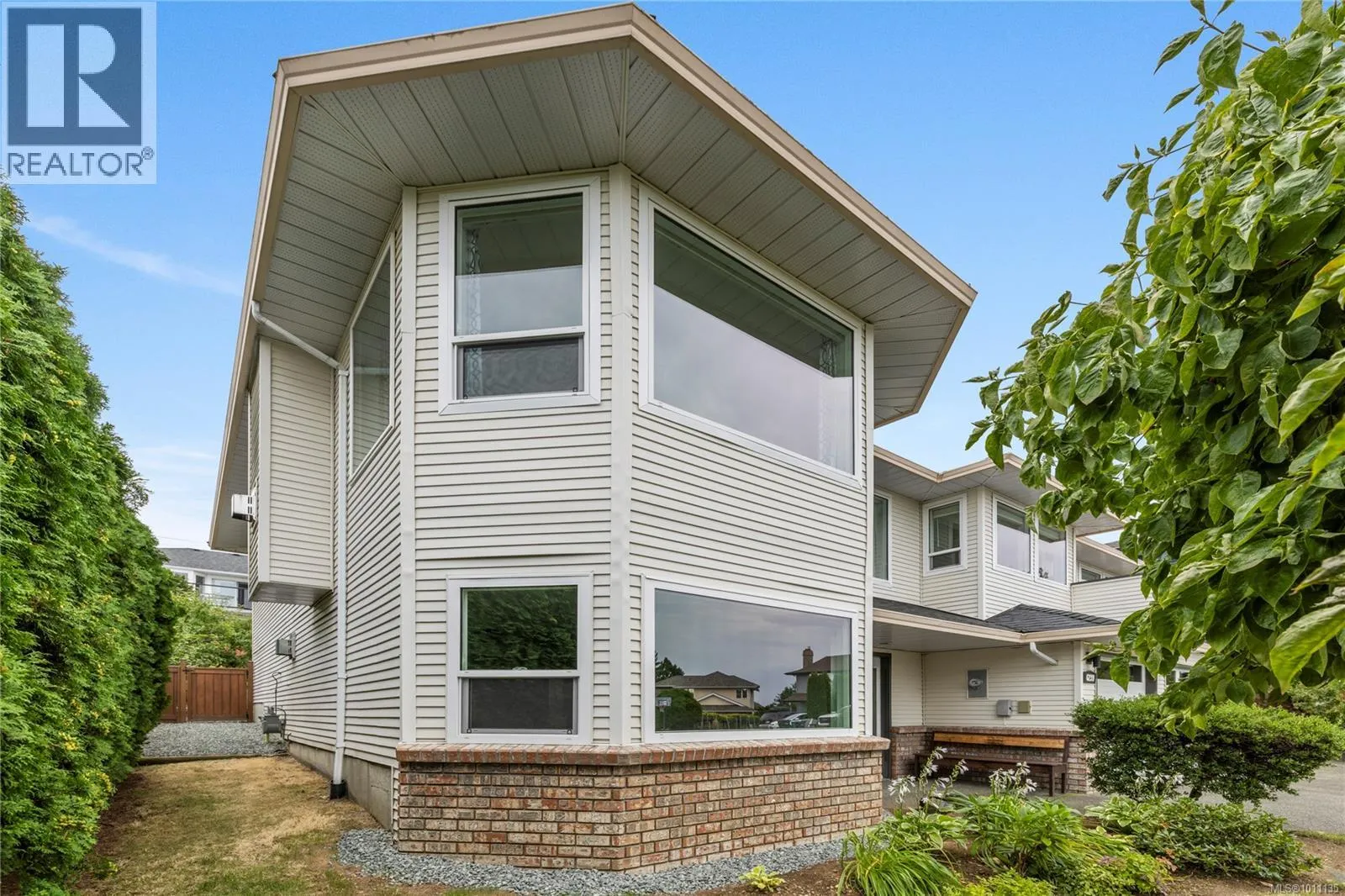 6239 Scollos Pl