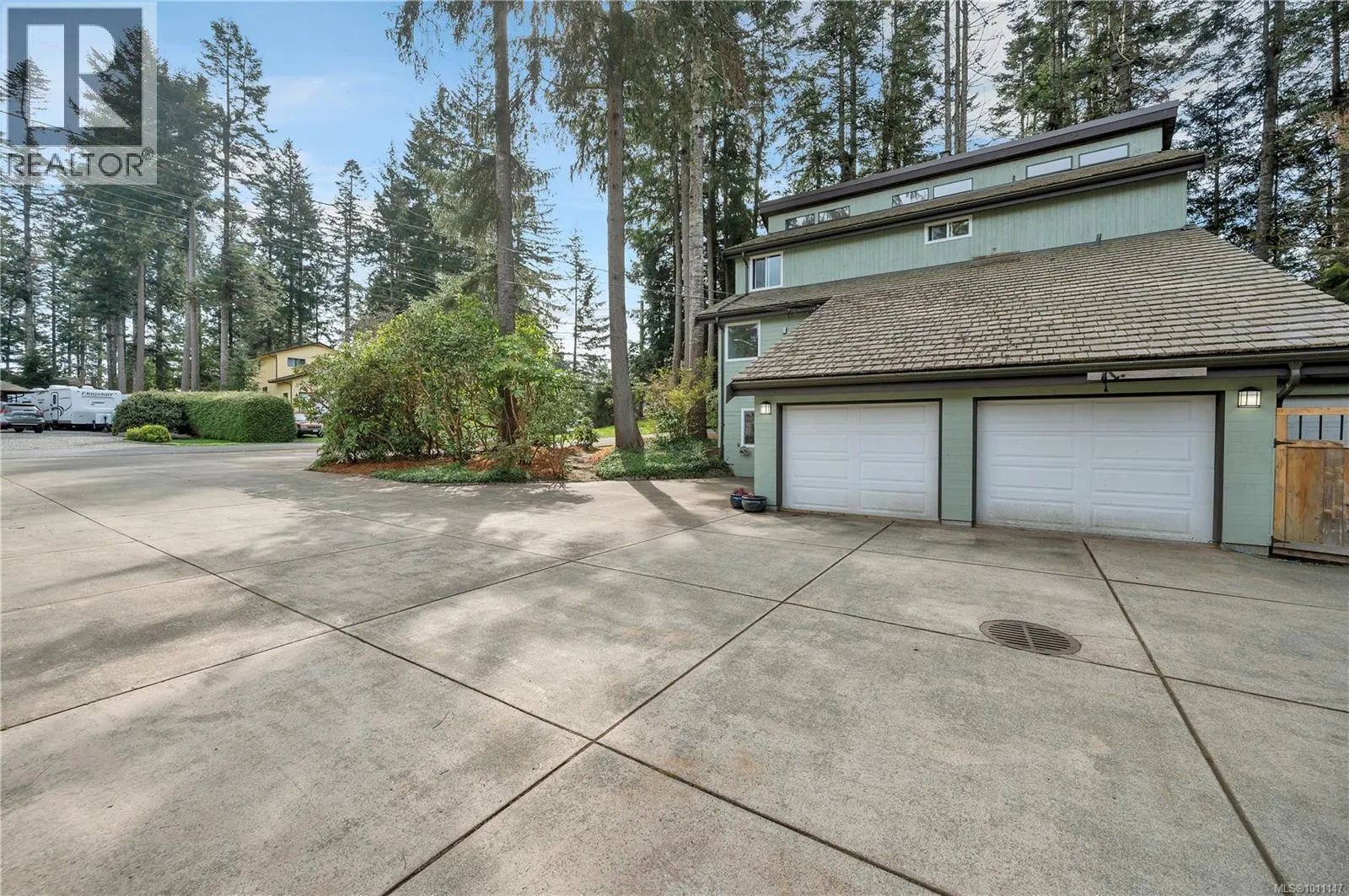 3844 Sutil Rd