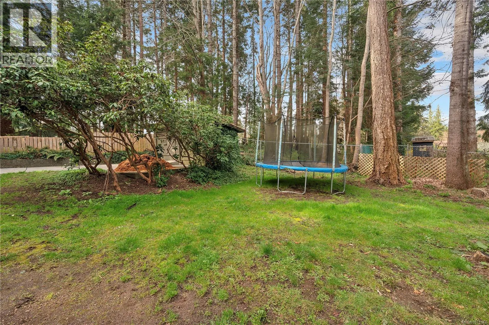 3844 Sutil Rd