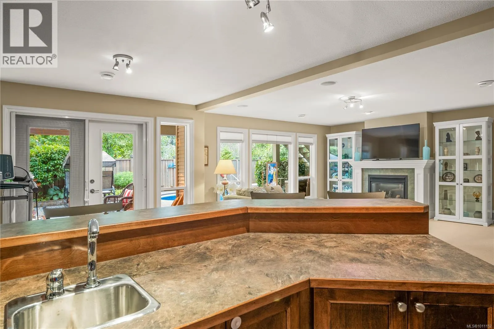 3225 Willowmere Cres