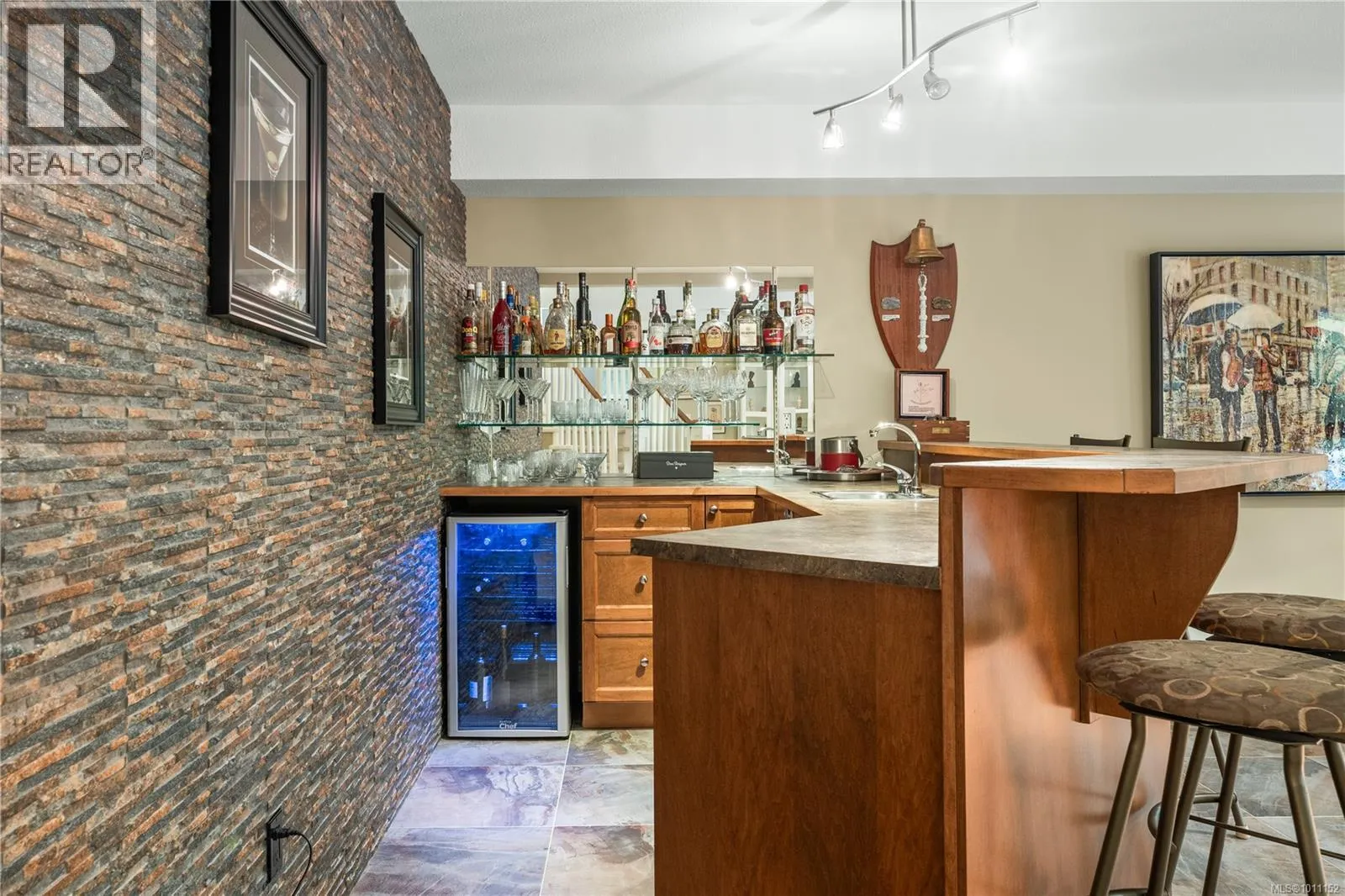 3225 Willowmere Cres