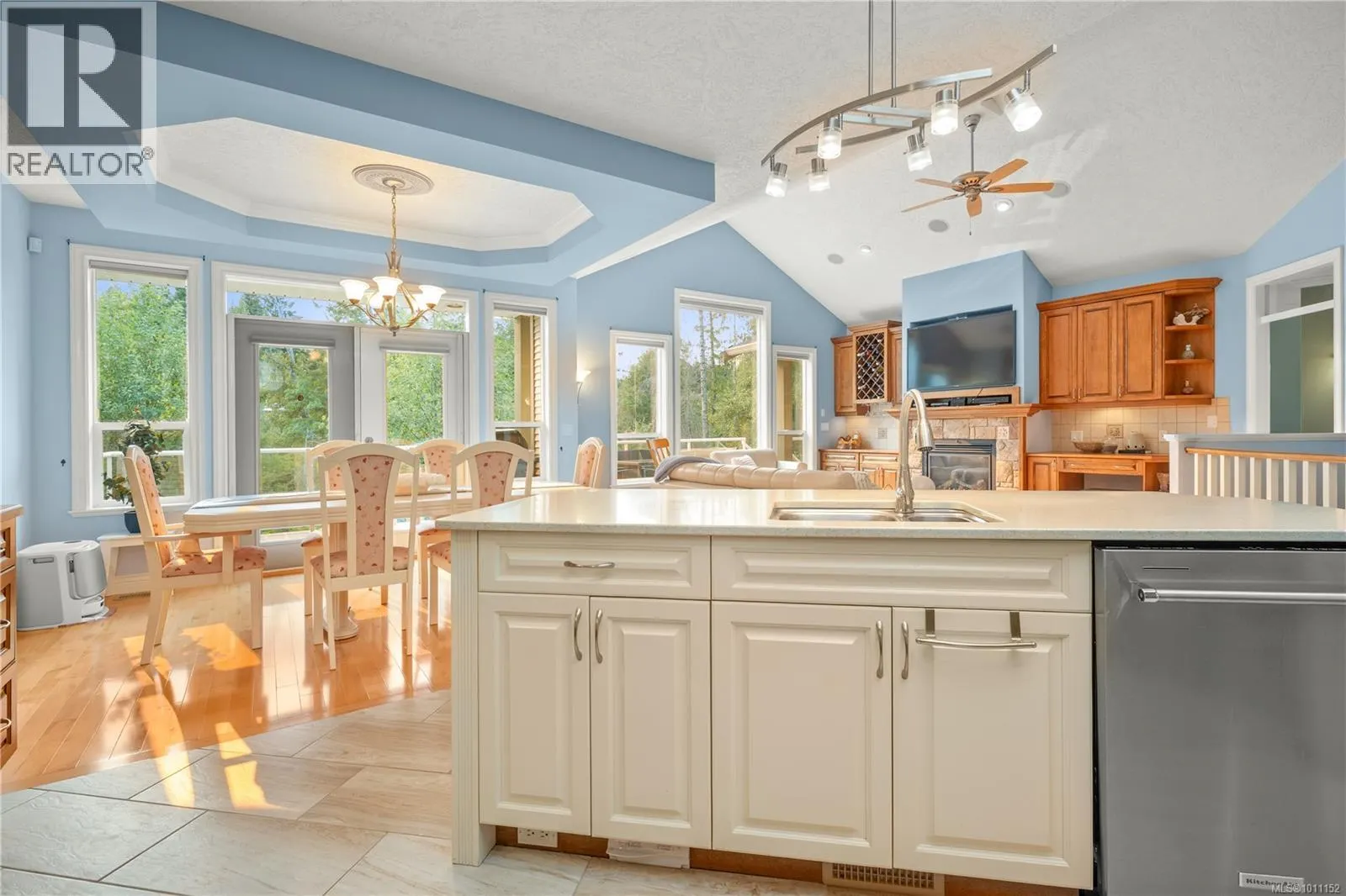 3225 Willowmere Cres