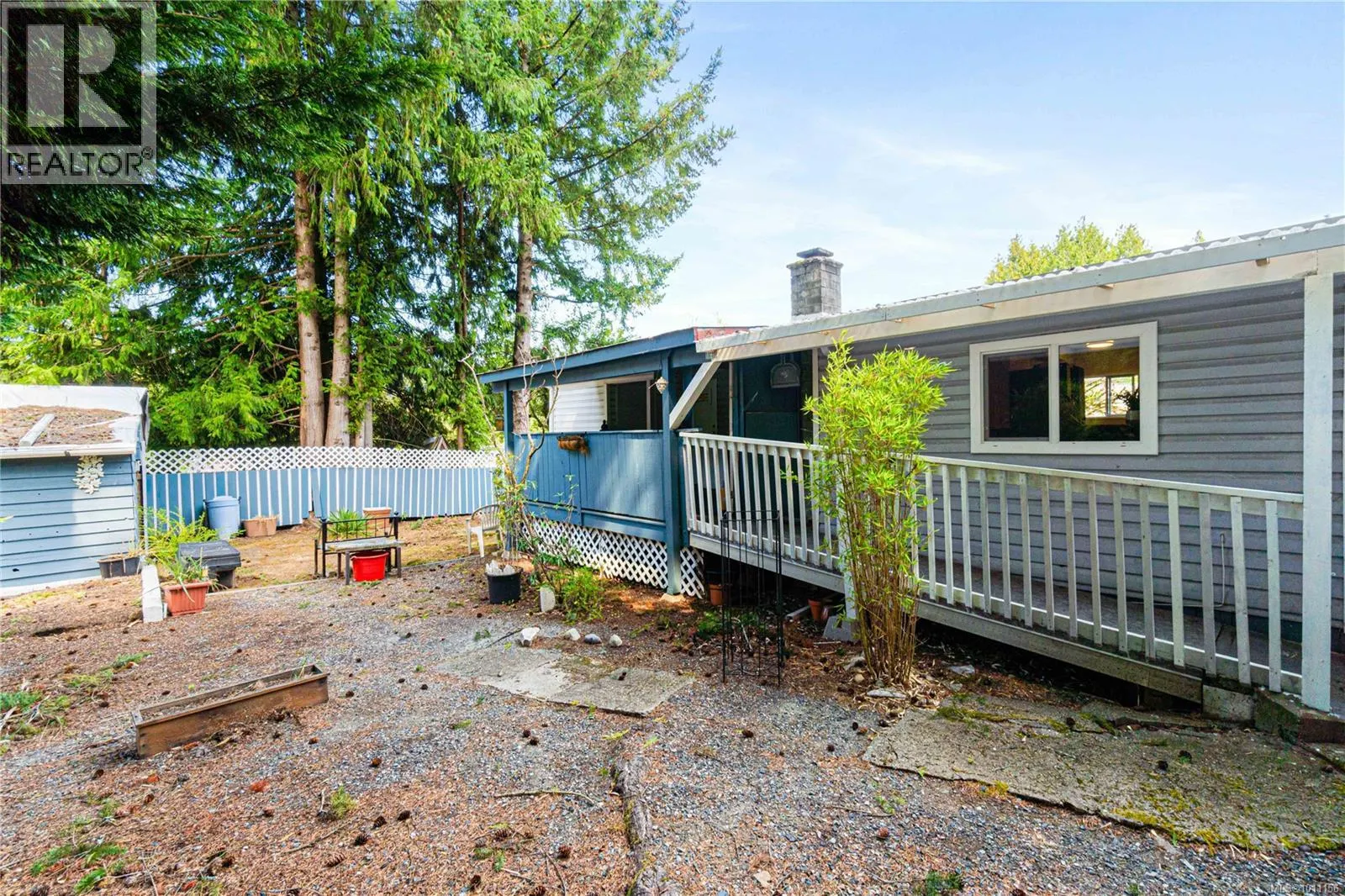 B 1359 Cranberry Ave