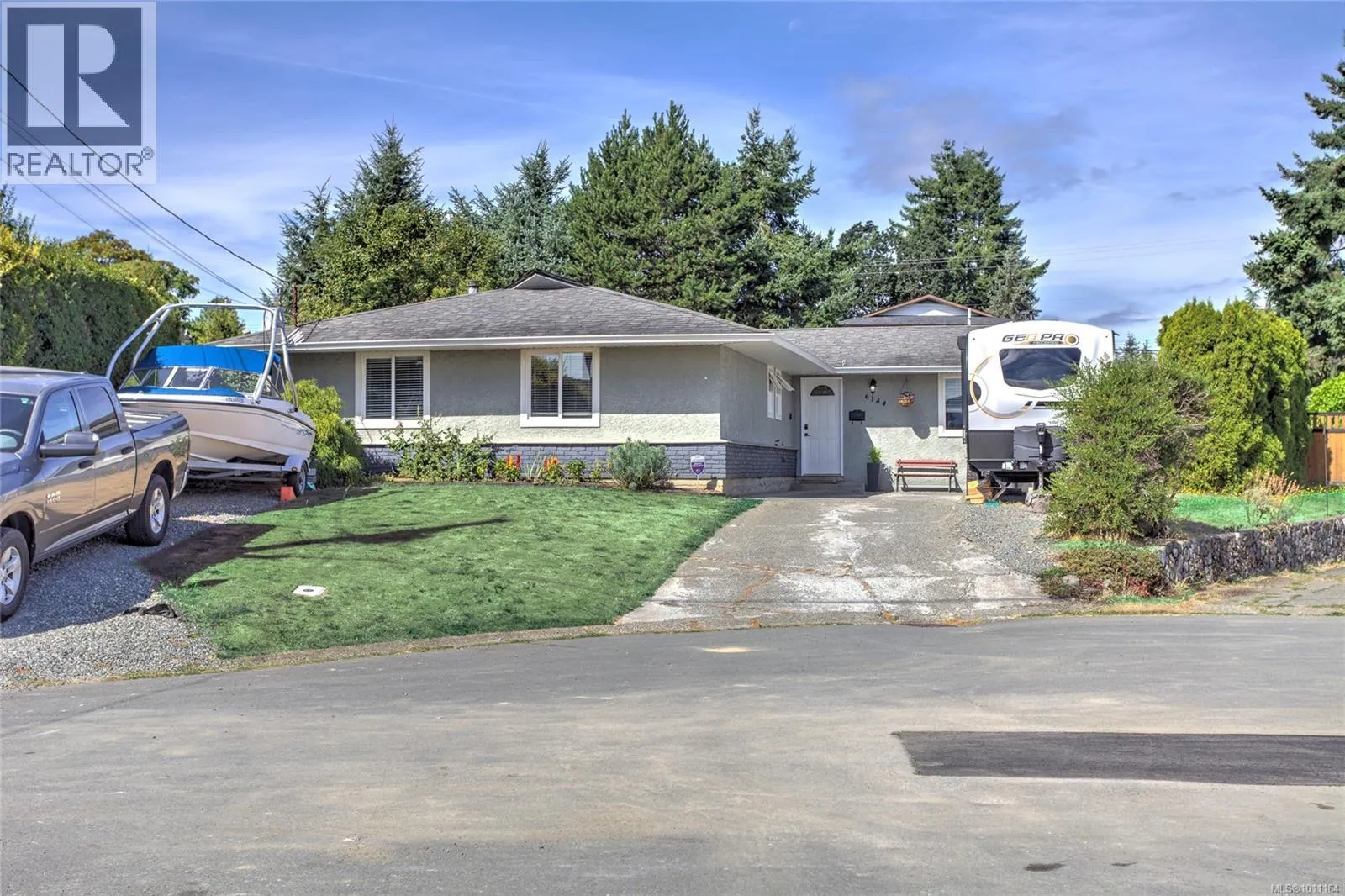 6144 Edgehill Pl