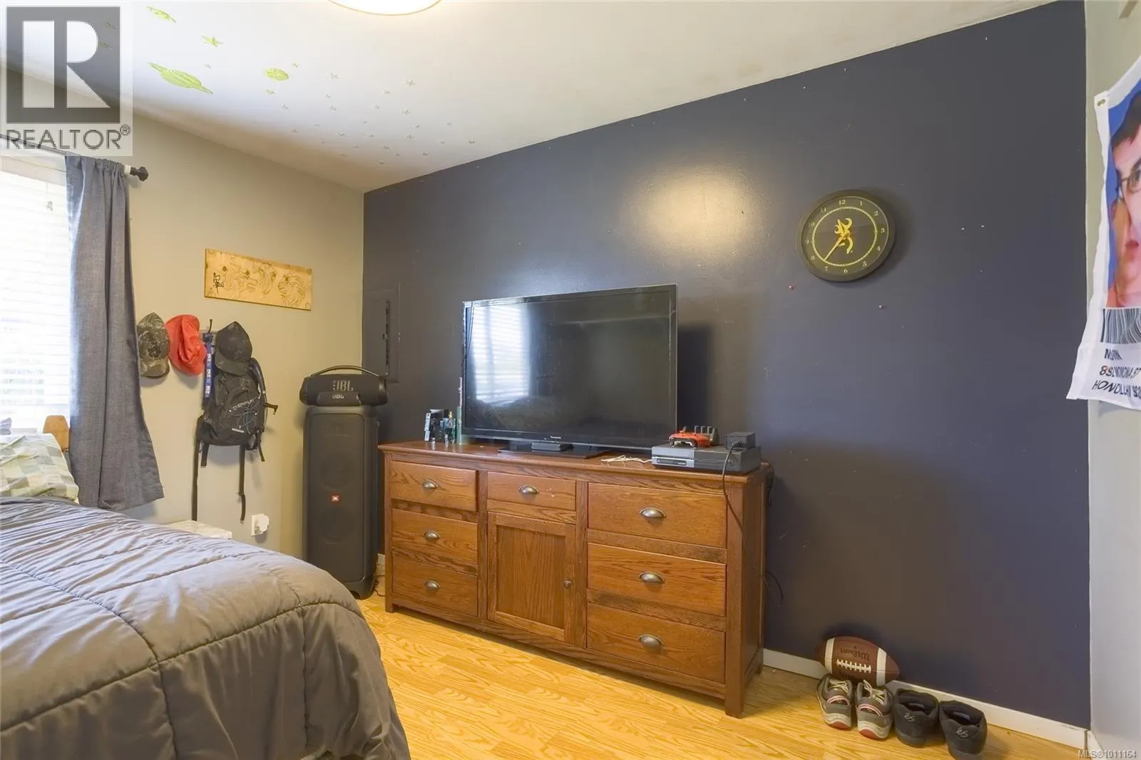 6144 Edgehill Pl