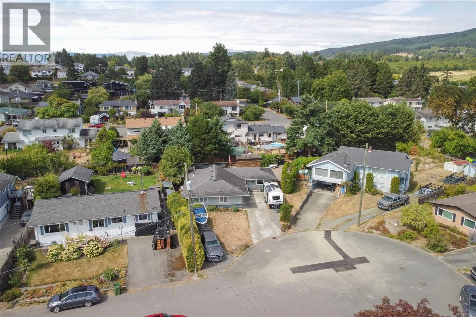 6144 Edgehill Pl
