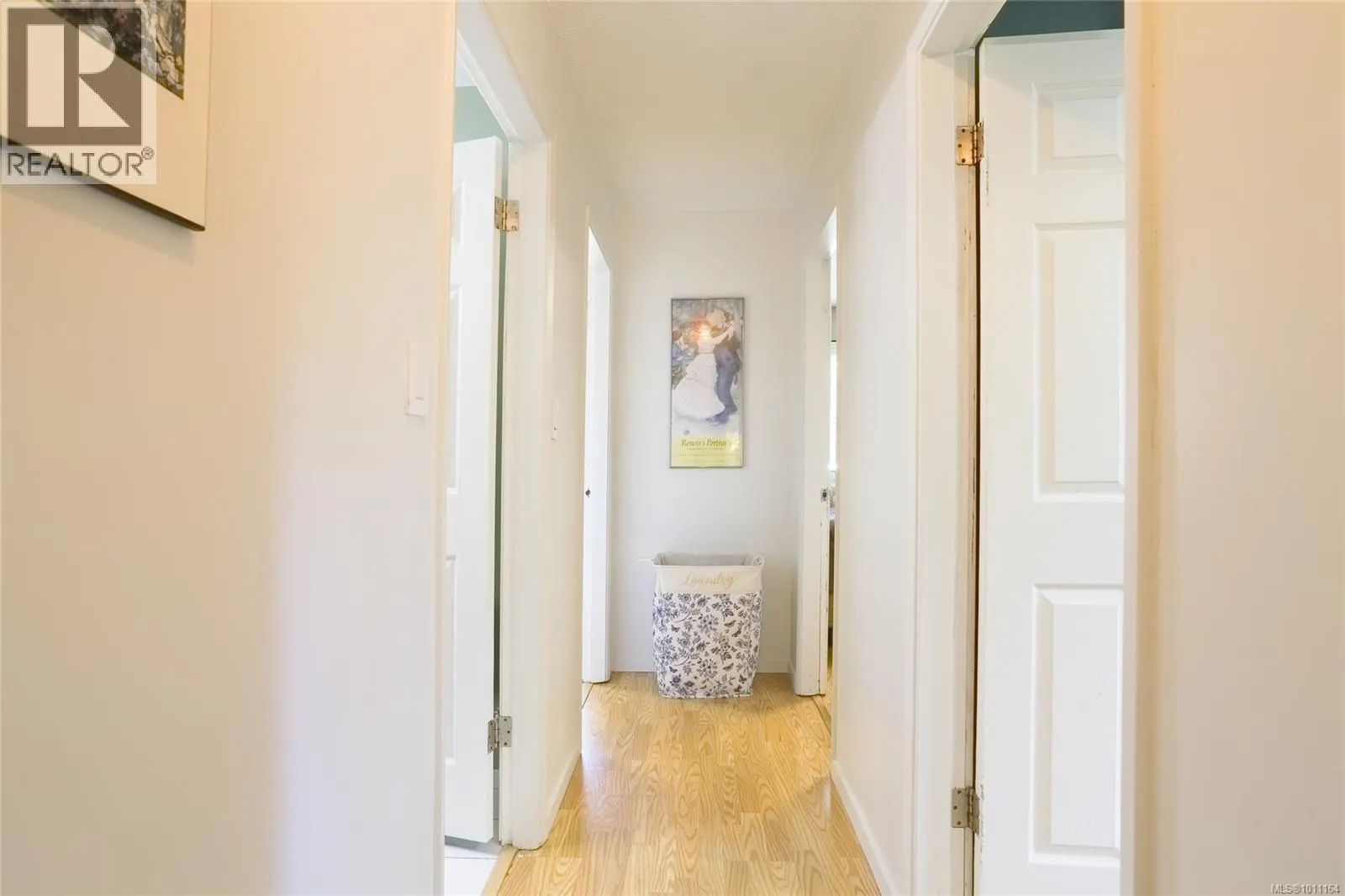 6144 Edgehill Pl