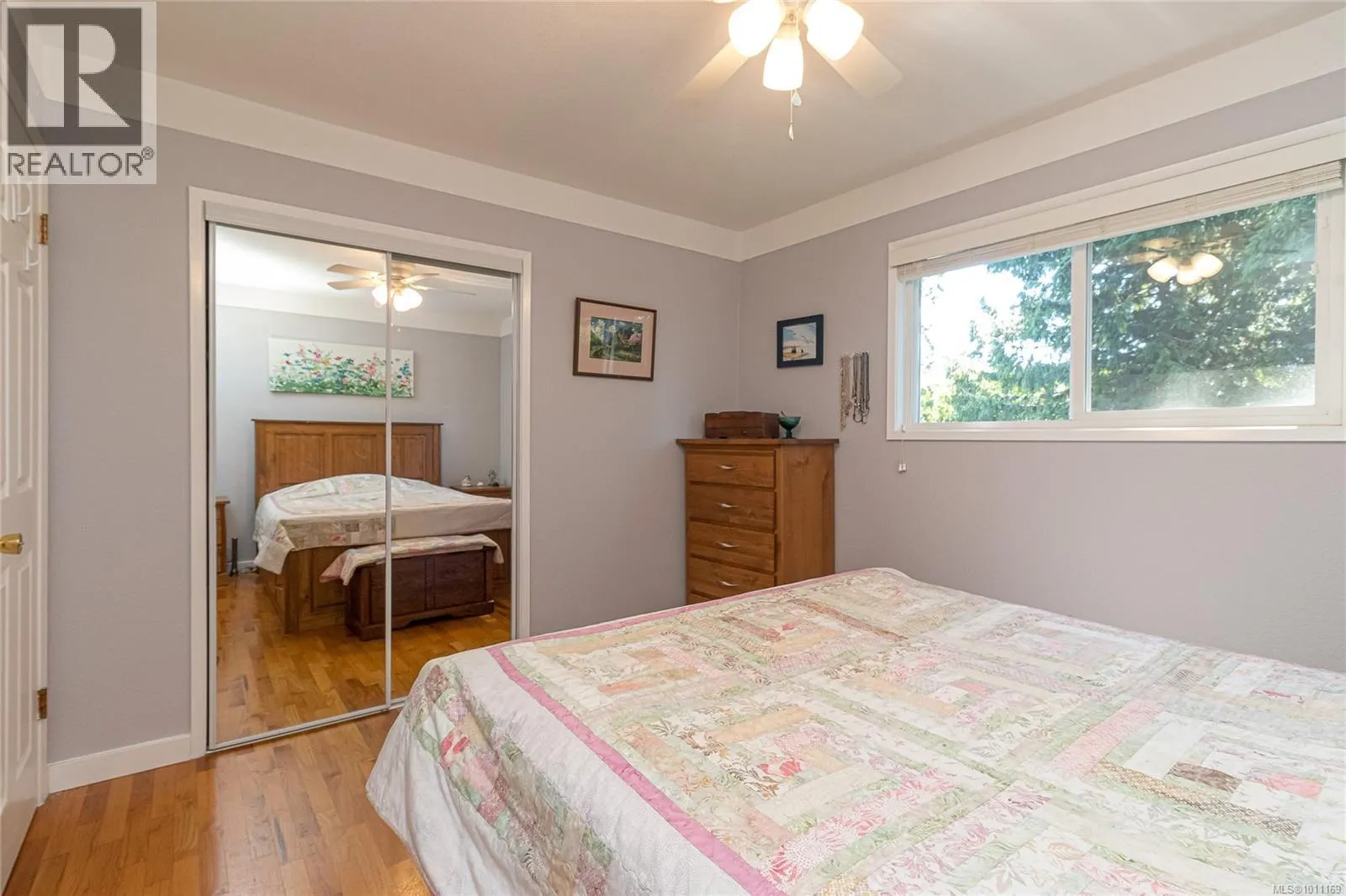 3355 Wellsmith Cres