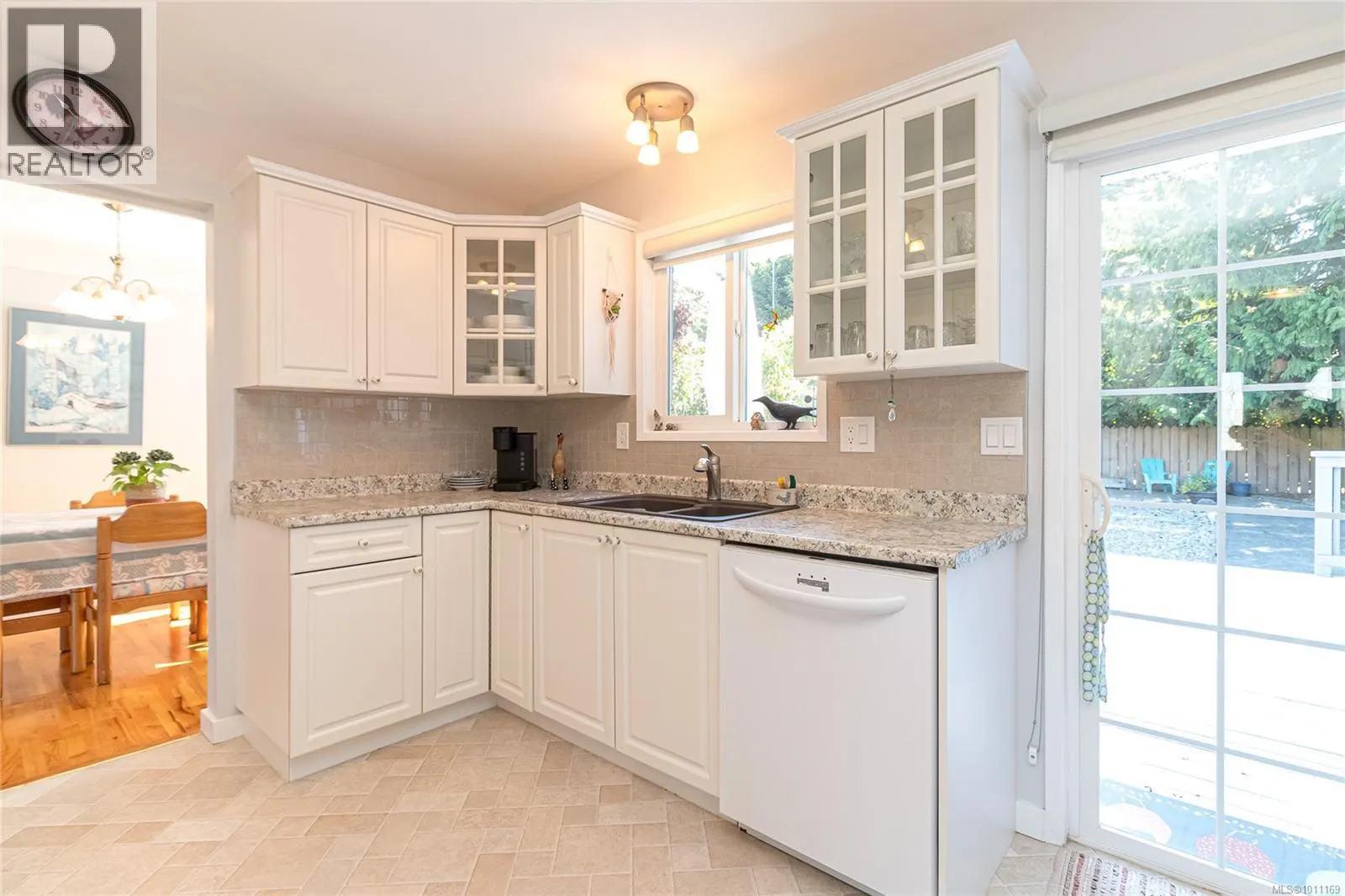 3355 Wellsmith Cres