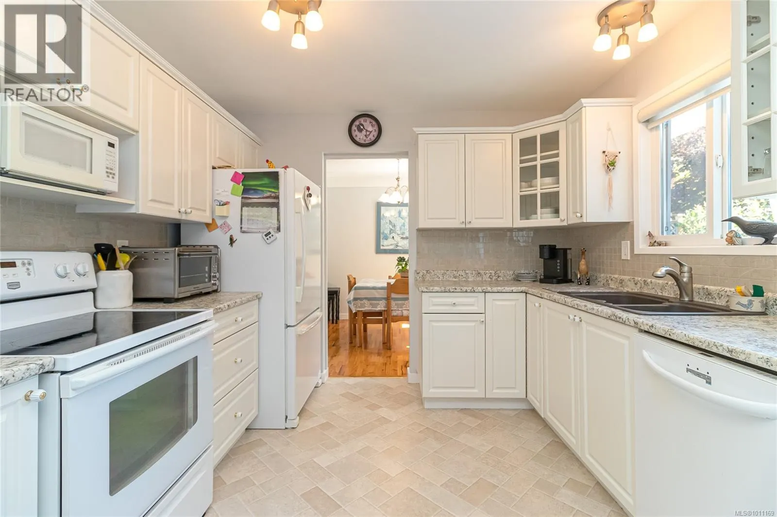 3355 Wellsmith Cres