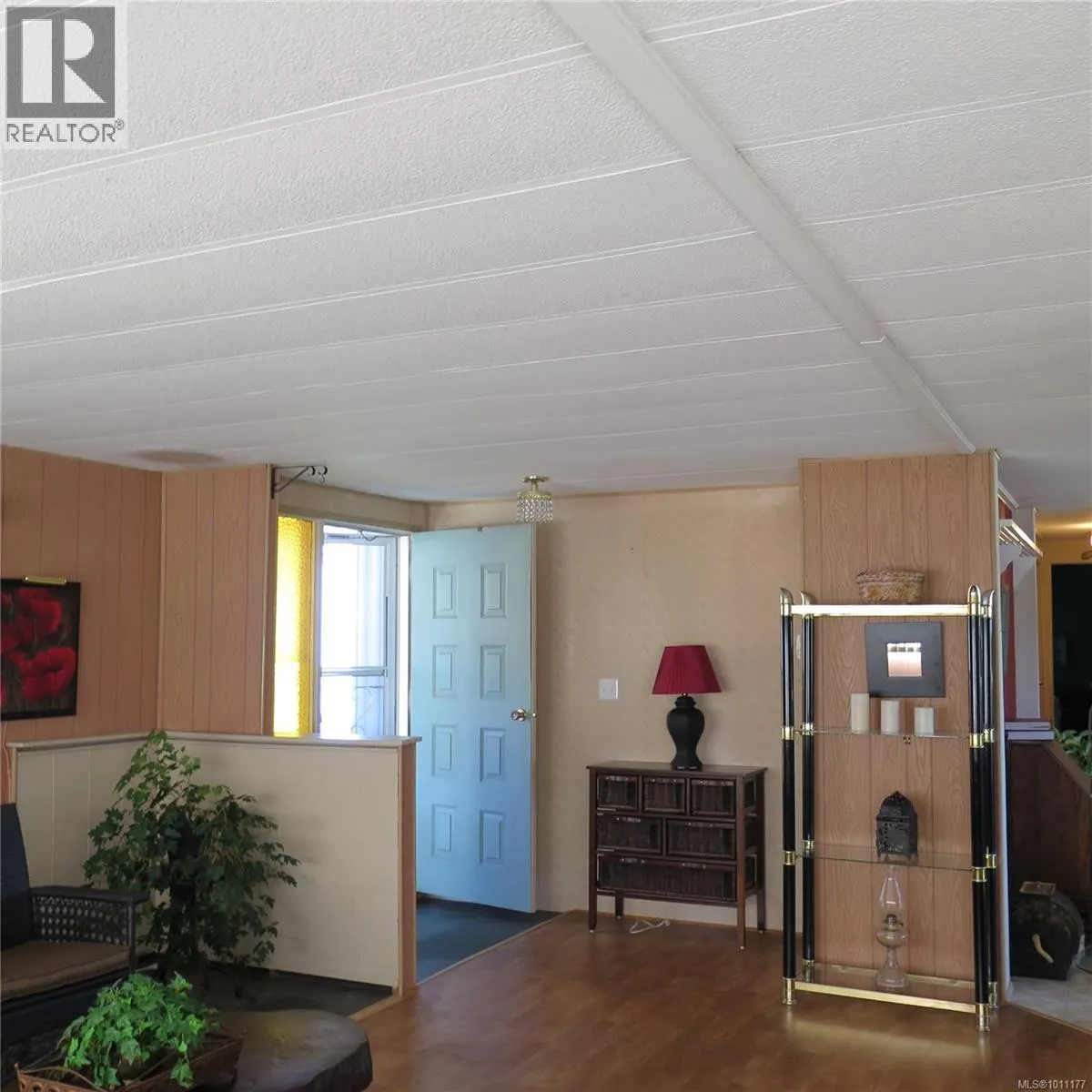 80 10980 Westdowne Rd