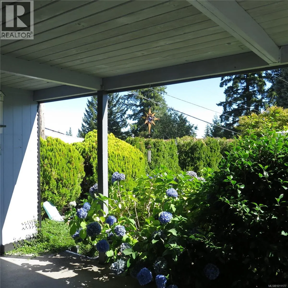 80 10980 Westdowne Rd