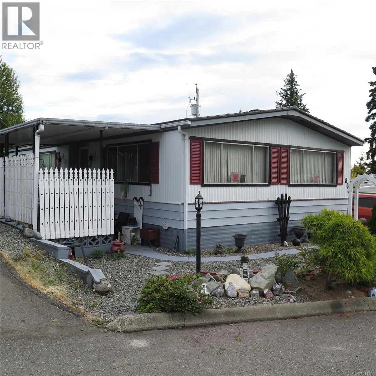 80 10980 Westdowne Rd