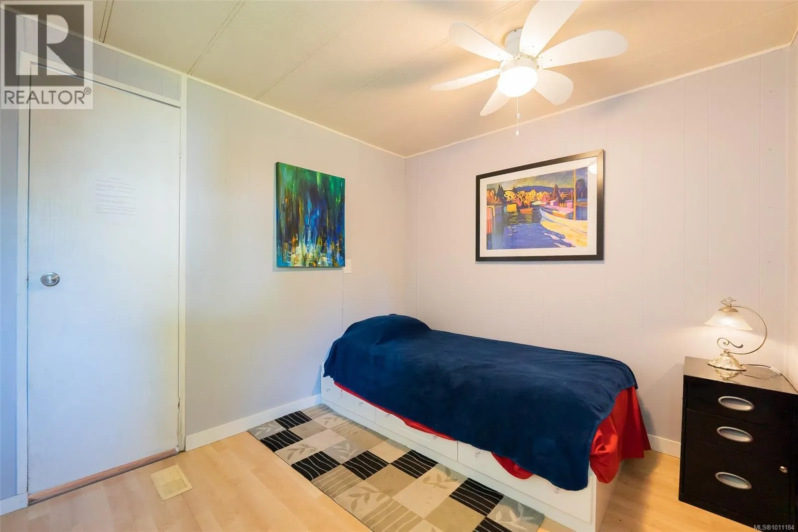 48 Honey Dr