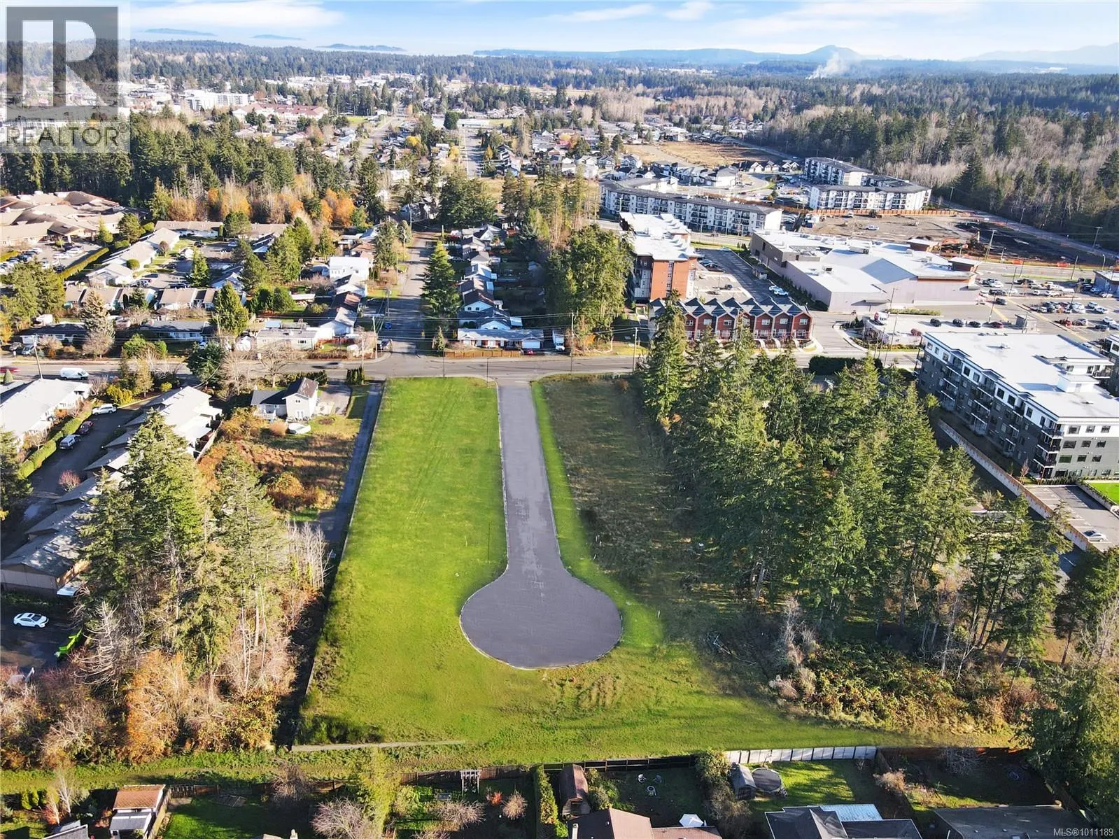 Lot 1 Hummingbird Pl